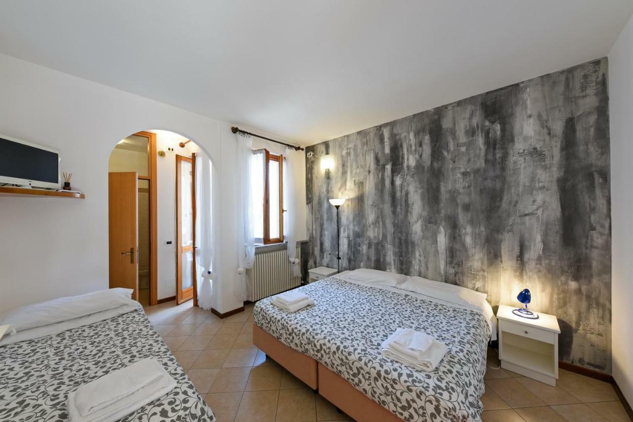 Locanda Dell'Era Dorio Exterior foto